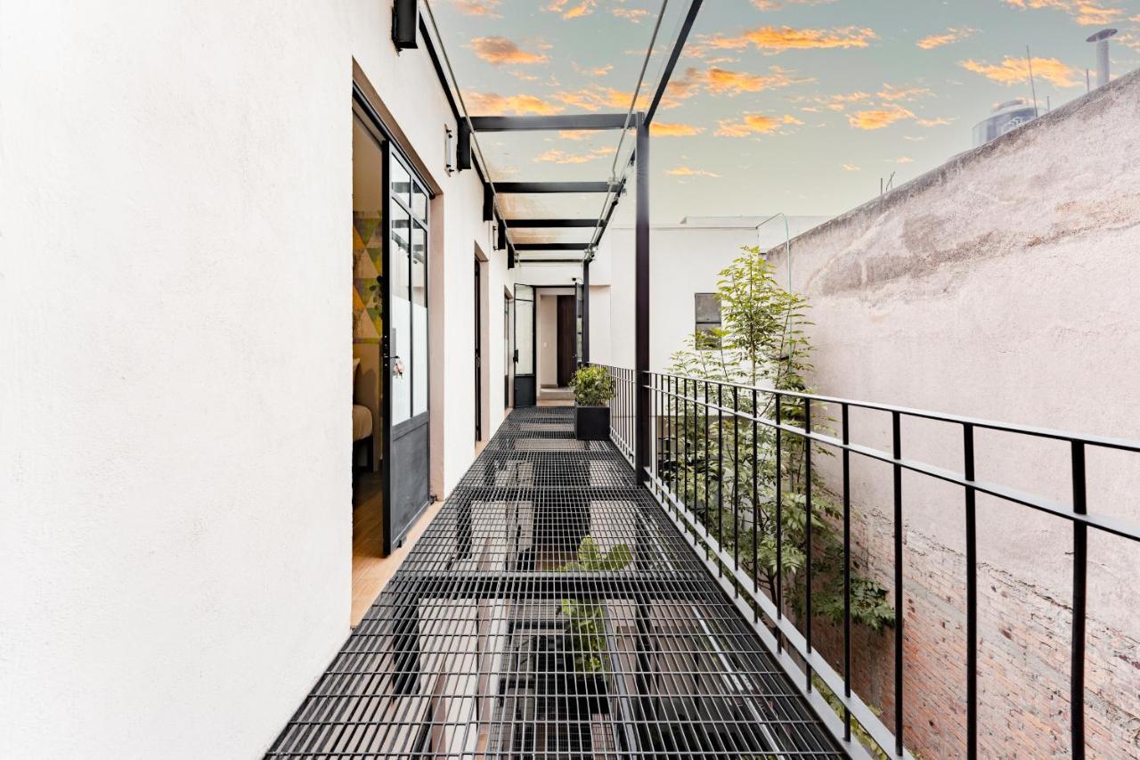 Casa Danubio Reforma By Vh Hostel Mexico City Exterior photo